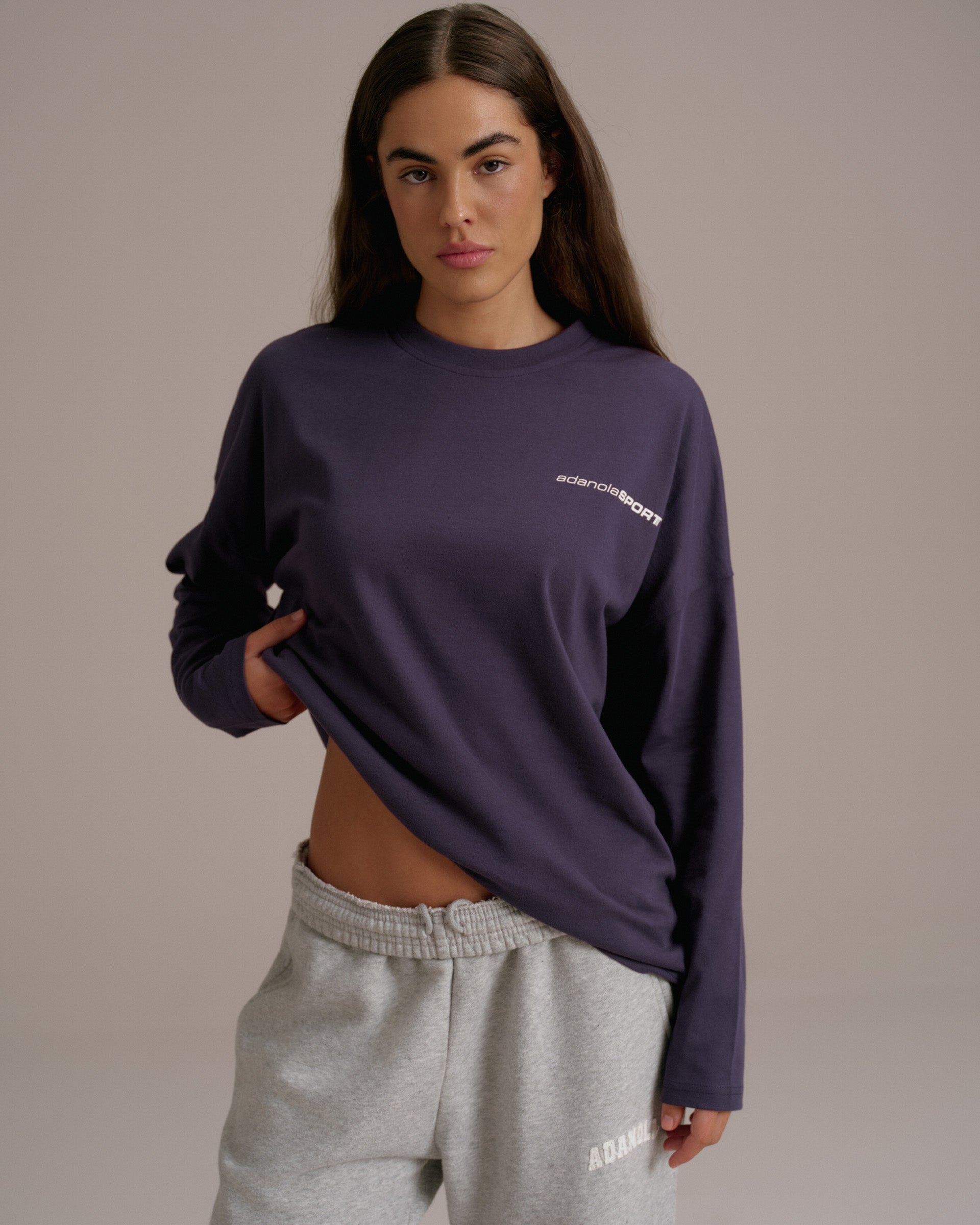 Varsity '90s Sport' Long Sleeve Drop Shoulder T-shirt - Dark Plum